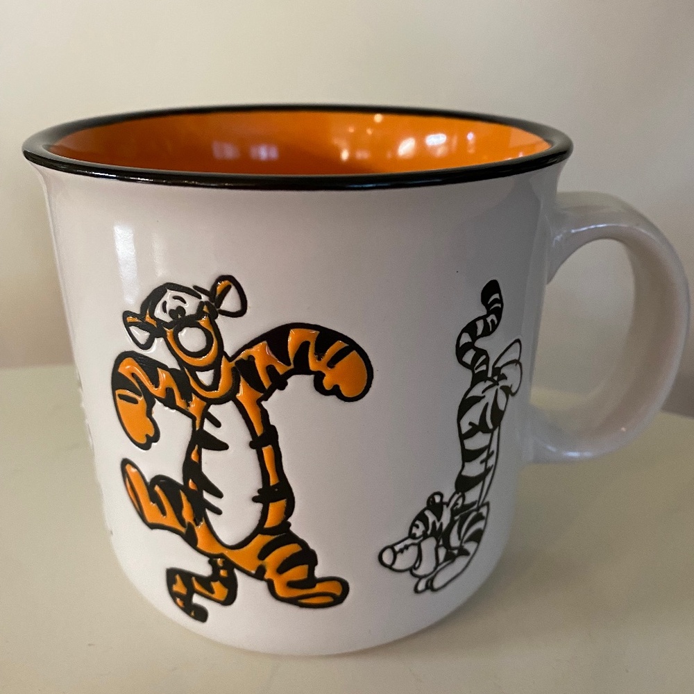 Disney Winnie the Pooh TIGGER multiple bounces Mug Cup 21 oz Silver Buffalo NWT